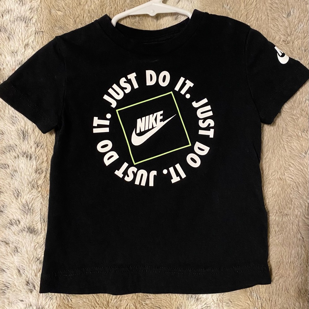 Nike Kids Black Tee with 'Just Do It' Design